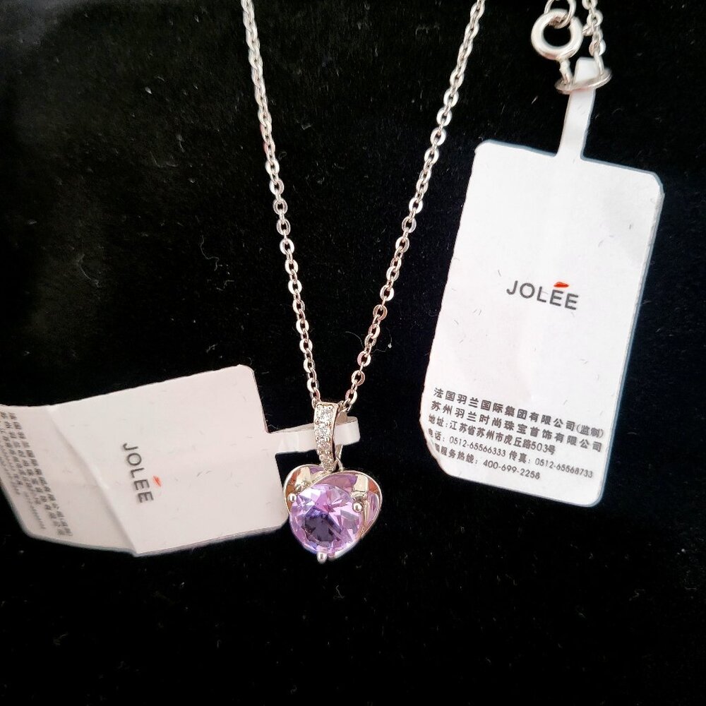 NEW Beautiful chain and pendant set with pastel violet heart-shaped crystals